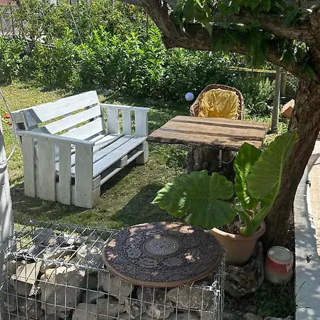 Nyaraló Casa Indipendente Con Giardino Privato E Posto Macchina Gratuito *