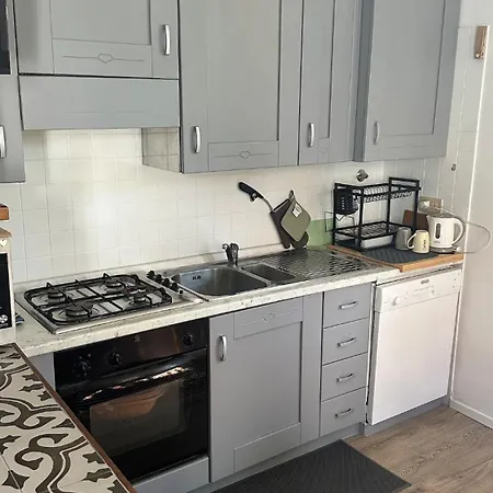 Casa Indipendente Con Giardino Privato E Posto Macchina Gratuito Ferienhaus Triest