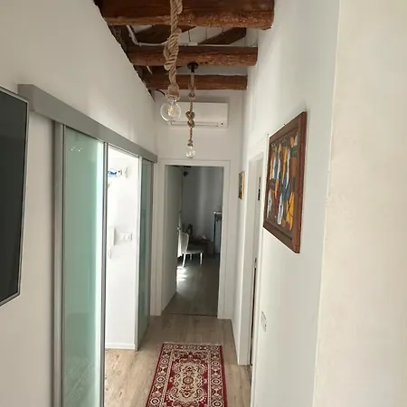 Casa Indipendente Con Giardino Privato E Posto Macchina Gratuito Trieste
