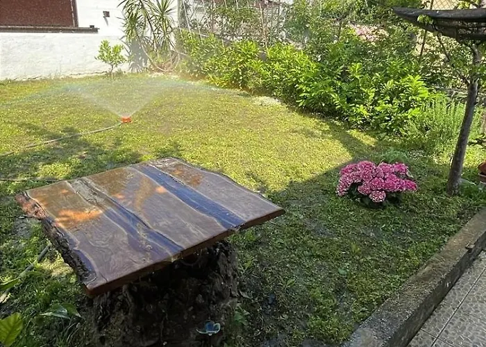 Casa Indipendente Con Giardino Privato E Posto Macchina Gratuito Будинок відпочинку